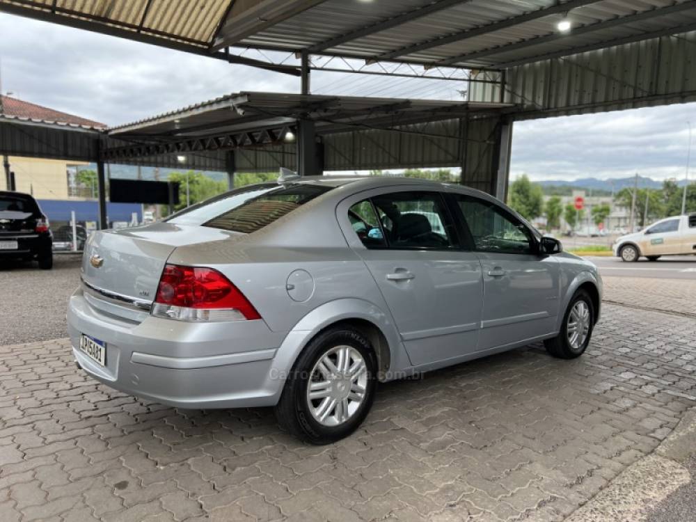 CHEVROLET - VECTRA - 2009/2009 - Prata - R$ 36.500,00