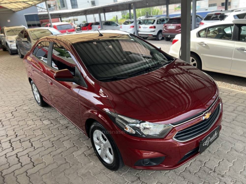 CHEVROLET - PRISMA - 2019/2019 - Vermelha - R$ 65.900,00