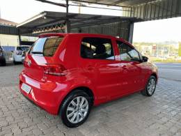 VOLKSWAGEN - FOX - 2016/2016 - Vermelha - R$ 49.900,00