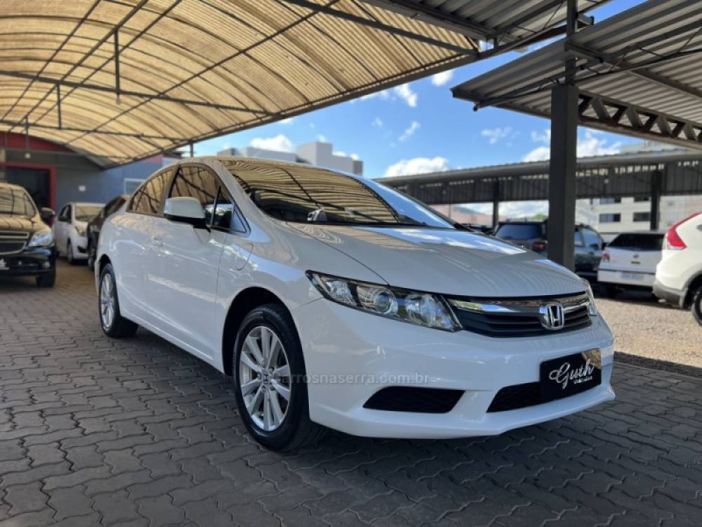 HONDA - CIVIC - 2013/2014 - Branca - R$ 71.500,00