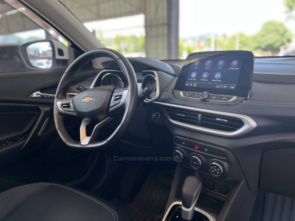 CHEVROLET - TRACKER - 2022/2023 - Branca - R$ 124.500,00