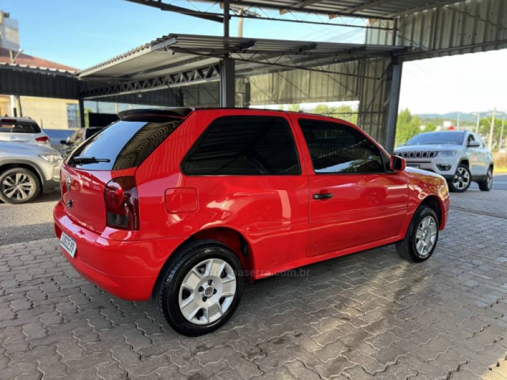 VOLKSWAGEN - GOL - 2013/2014 - Vermelha - R$ 32.500,00