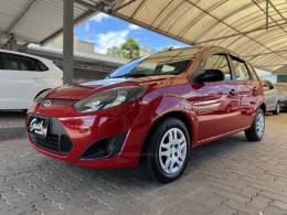 FORD - FIESTA - 2010/2011 - Vermelha - R$ 29.900,00