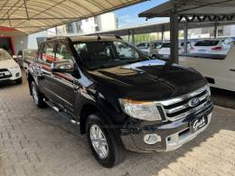 FORD - RANGER - 2013/2014 - Preta - R$ 89.900,00