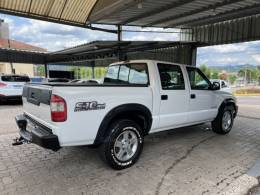 CHEVROLET - S10 - 2011/2011 - Branca - R$ 72.500,00