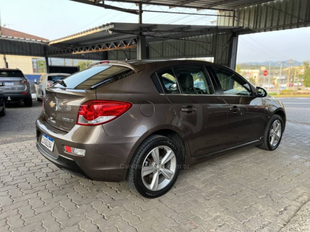 CHEVROLET - CRUZE - 2015/2015 - Cinza - R$ 67.900,00