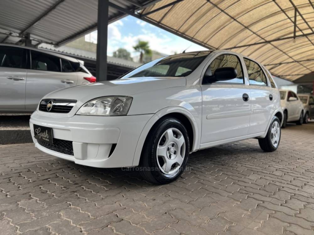 CHEVROLET - CORSA - 2012/2012 - Branca - R$ 35.500,00