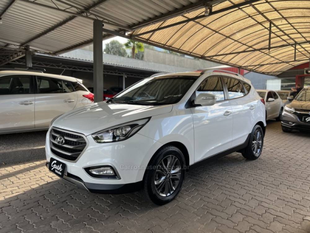 HYUNDAI - IX35 - 2017/2018 - Branca - R$ 89.900,00