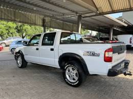 CHEVROLET - S10 - 2010/2011 - Branca - R$ 72.500,00