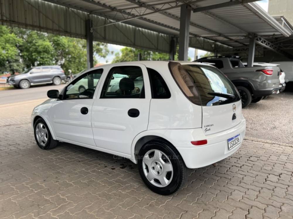 CHEVROLET - CORSA - 2012/2012 - Branca - R$ 35.500,00