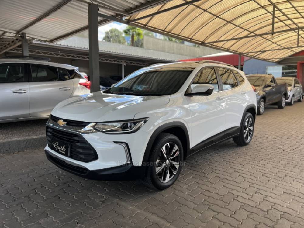 CHEVROLET - TRACKER - 2022/2023 - Branca - R$ 124.500,00