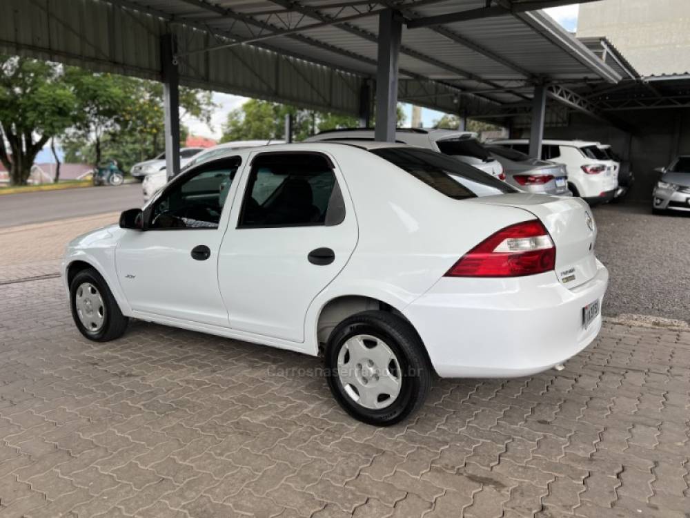 CHEVROLET - PRISMA - 2007/2008 - Branca - R$ 22.900,00