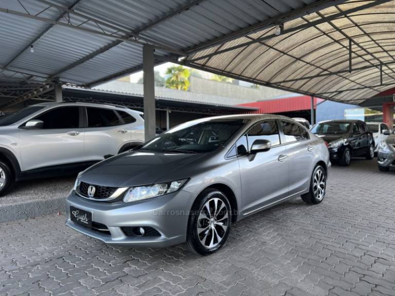 HONDA - CIVIC - 2014/2015 - Cinza - R$ 76.500,00