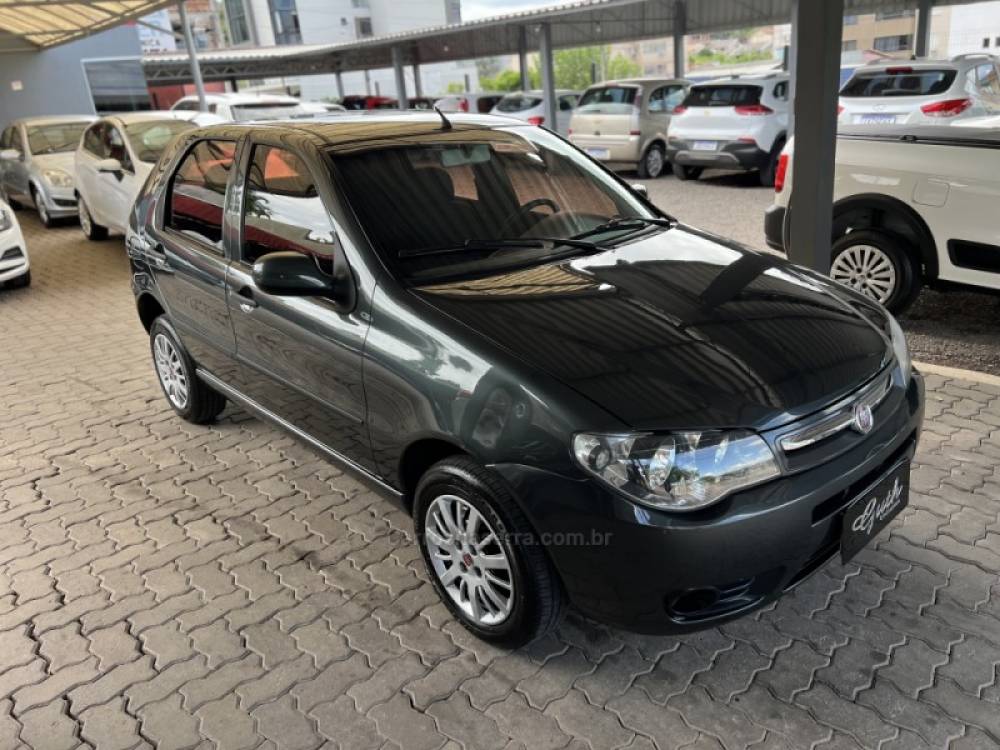 FIAT - PALIO - 2011/2012 - Cinza - R$ 32.500,00