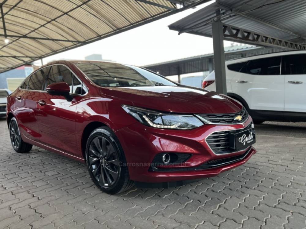 CHEVROLET - CRUZE - 2017/2018 - Vermelha - R$ 92.900,00