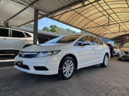 HONDA - CIVIC - 2013/2014 - Branca - R$ 71.500,00