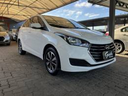 HYUNDAI - HB20S - 2017/2018 - Branca - R$ 68.500,00