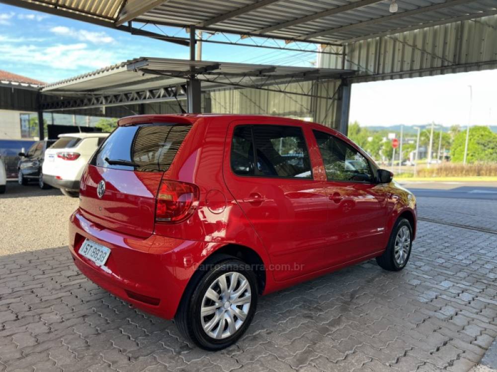 VOLKSWAGEN - FOX - 2012/2012 - Vermelha - R$ 34.900,00