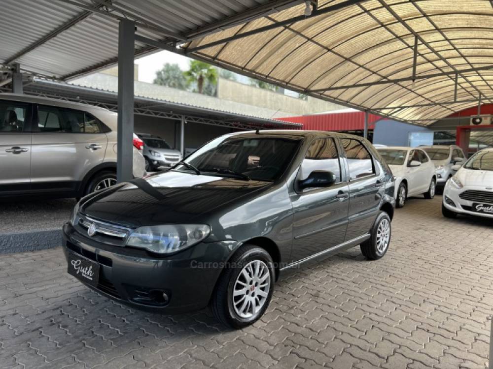 FIAT - PALIO - 2011/2012 - Cinza - R$ 32.500,00