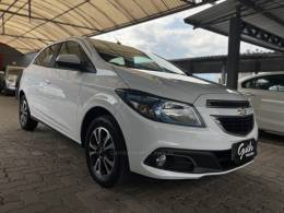 CHEVROLET - ONIX - 2014/2015 - Branca - R$ 56.600,00