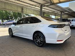 TOYOTA - COROLLA - 2024/2025 - Branca - R$ 189.900,00