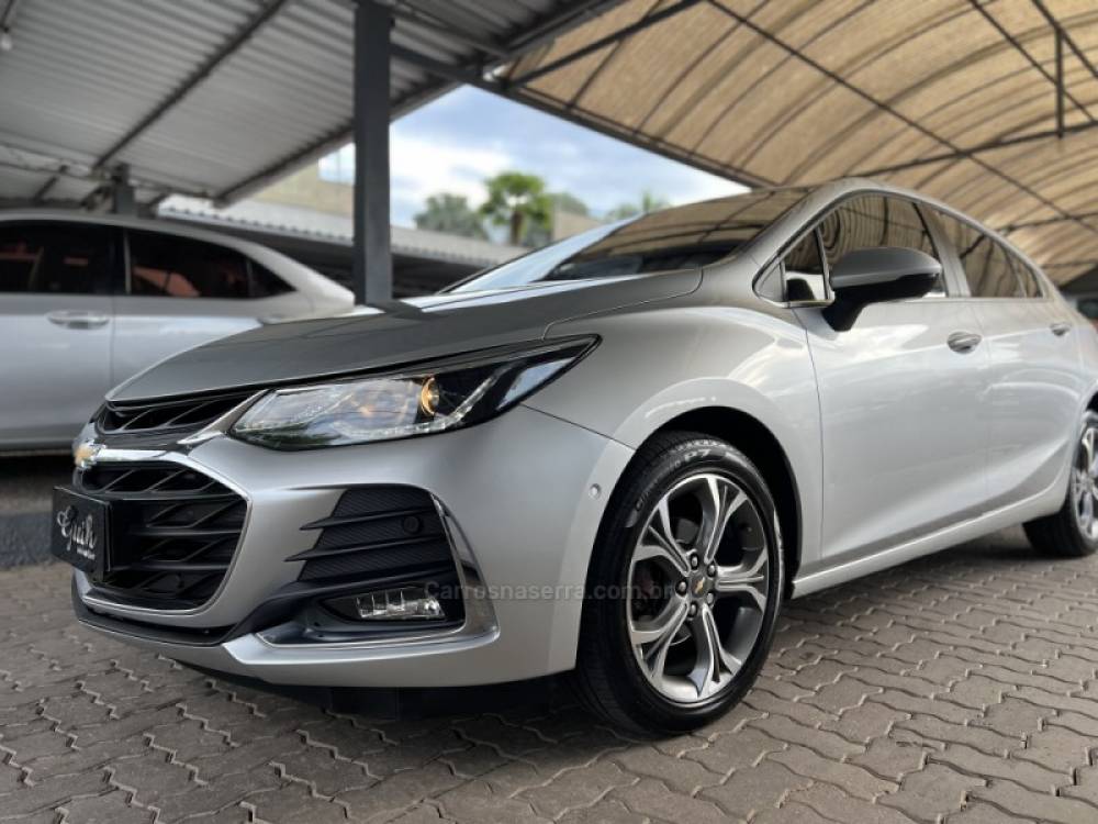 CHEVROLET - CRUZE - 2019/2020 - Prata - R$ 114.900,00