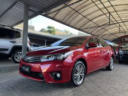 TOYOTA - COROLLA - 2014/2015 - Vermelha - R$ 84.500,00