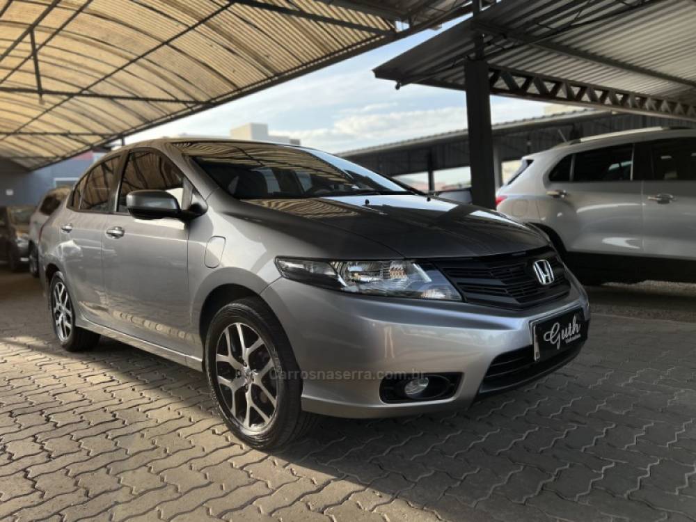 HONDA - CITY - 2014/2014 - Cinza - R$ 54.900,00