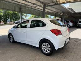 CHEVROLET - ONIX - 2019/2019 - Branca - R$ 55.500,00