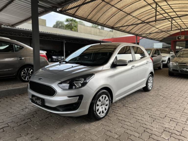 FORD - KA - 2019/2020 - Prata - R$ 54.900,00