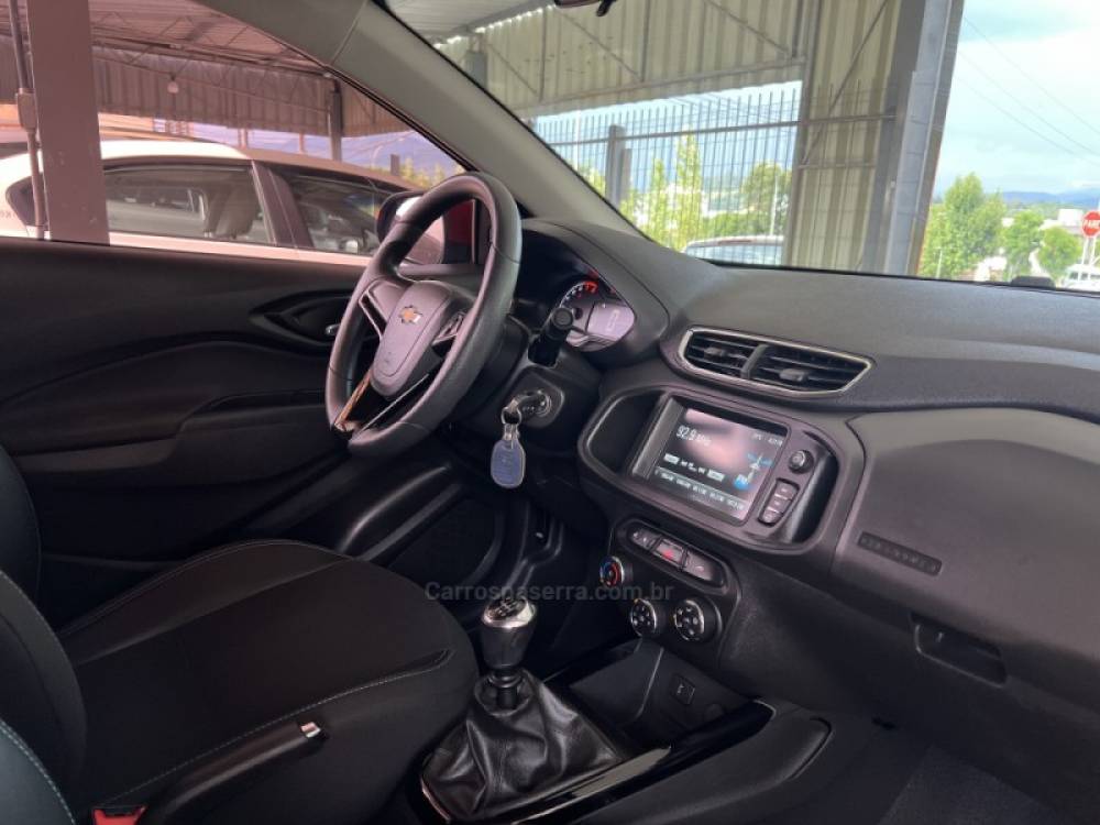 CHEVROLET - PRISMA - 2019/2019 - Vermelha - R$ 65.900,00