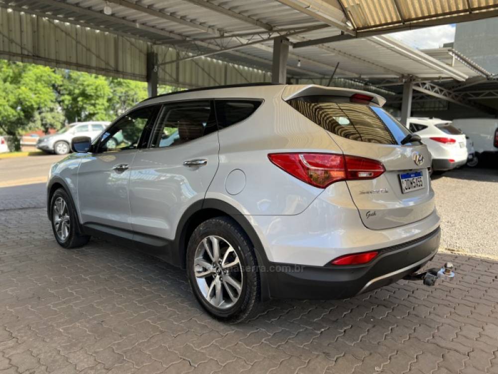 HYUNDAI - SANTA FÉ - 2013/2014 - Prata - R$ 89.900,00