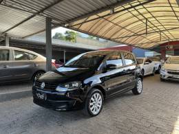 VOLKSWAGEN - FOX - 2013/2014 - Preta - R$ 43.900,00