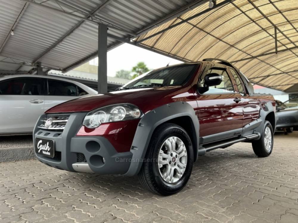 FIAT - STRADA - 2010/2010 - Vermelha - R$ 44.900,00