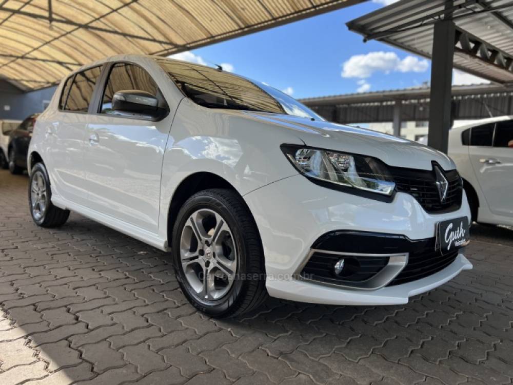 RENAULT - SANDERO - 2019/2019 - Branca - R$ 52.500,00