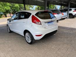 FORD - FIESTA - 2017/2017 - Branca - R$ 63.500,00